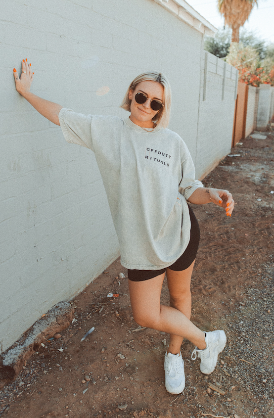 TAKE UP SPACE OVERSIZED TEE