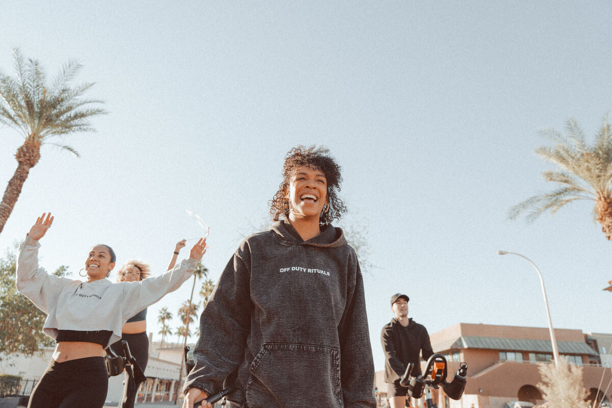 OFF DUTY MODE CLASSIC HOODIE